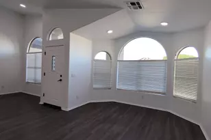 1123 E Constitution Dr, Gilbert, AZ 85296 - Photo 4