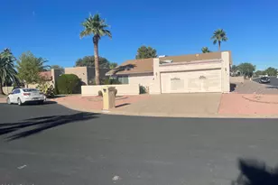 8882 E Fairway Blvd, Sun Lakes, AZ 85248 - Photo 2
