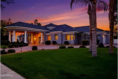 330 N Cloverfield Circle, Litchfield Park, AZ 85340 - Photo 4