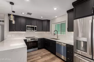 3707 E Amelia Ave, Phoenix, AZ 85018 - Photo 8