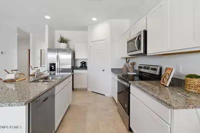 38210 W Frascati Avenue, Maricopa, AZ 85138 - Photo 6