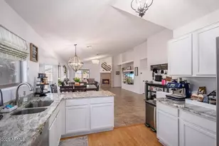 2246 E Soft Wind Dr, Phoenix, AZ 85024 - Photo 4