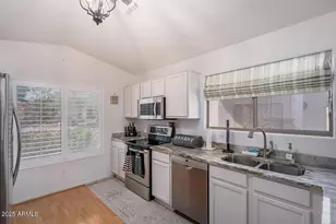 2246 E Soft Wind Dr, Phoenix, AZ 85024 - Photo 6