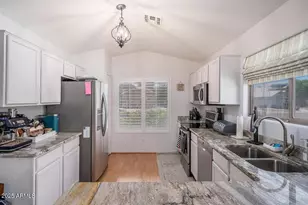 2246 E Soft Wind Dr, Phoenix, AZ 85024 - Photo 4