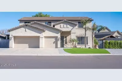 127 N Date Palm Drive, Gilbert, AZ 85234 - Photo 1