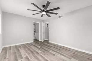 7044 W Cameron Dr, Peoria, AZ 85345 - Photo 18