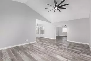 7044 W Cameron Dr, Peoria, AZ 85345 - Photo 6