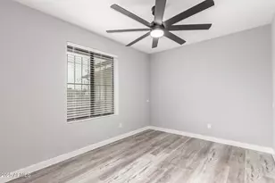 7044 W Cameron Dr, Peoria, AZ 85345 - Photo 22