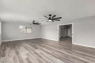 7044 W Cameron Dr, Peoria, AZ 85345 - Photo 10