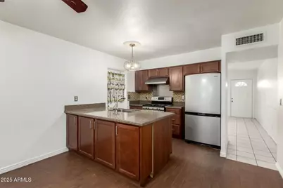 7014 S 17th Avenue, Phoenix, AZ 85041 - Photo 16