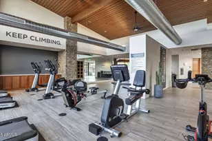 9842 S 11th St, Phoenix, AZ 85042 - Photo 10