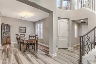 21621 N 39th Terrace, Phoenix, AZ 85050 - Photo 2