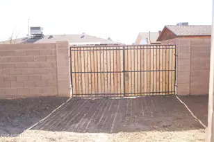 4251 W Rose Ln, Phoenix, AZ 85019 - Photo 18