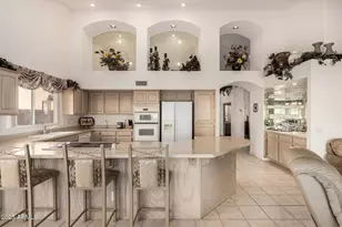 5822 S Amberwood Dr, Chandler, AZ 85248 - Photo 10