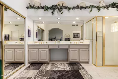 5822 S Amberwood Drive, Chandler, AZ 85248 - Photo 18