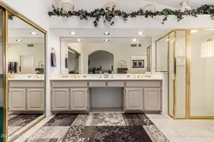 5822 S Amberwood Dr, Chandler, AZ 85248 - Photo 18