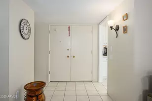 17884 N 99th Dr, Sun City, AZ 85373 - Photo 6