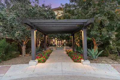 6166 N Scottsdale Road #C2003, Paradise Valley, AZ 85253 - Photo 4