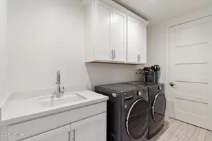 6166 N Scottsdale Rd, Paradise Valley, AZ 85253 - Photo 44