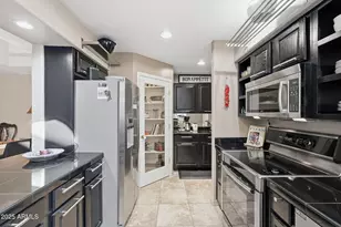 8762 E Sandtrap Ct, Gold Canyon, AZ 85118 - Photo 16