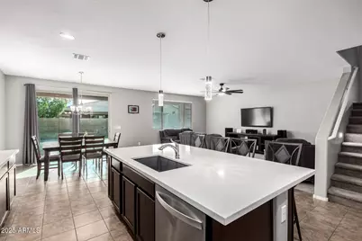 18253 W Louise Drive, Surprise, AZ 85387 - Photo 12