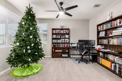 18253 W Louise Drive, Surprise, AZ 85387 - Photo 8