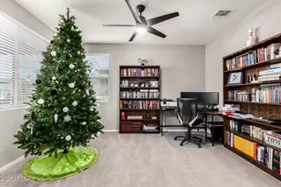 18253 W Louise Dr, Surprise, AZ 85387 - Photo 8