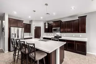 18253 W Louise Dr, Surprise, AZ 85387 - Photo 2