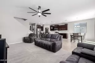 18253 W Louise Dr, Surprise, AZ 85387 - Photo 14