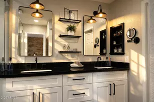 1070 E Oakland St, Chandler, AZ 85225 - Photo 8