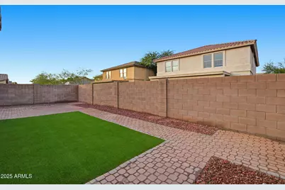 3316 W Saint Kateri Drive, Phoenix, AZ 85041 - Photo 36