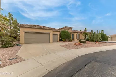19440 N Regents Park Drive, Surprise, AZ 85387 - Photo 2