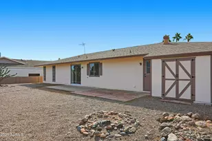 10714 W Amber Trail, Sun City, AZ 85351 - Photo 16