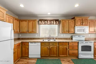 1890 N Ridge Way, Casa Grande, AZ 85122 - Photo 12