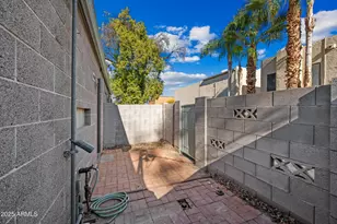 1101 E Bethany Home Rd, Phoenix, AZ 85014 - Photo 12