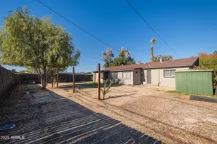 2045 W Sunnyside Ave, Phoenix, AZ 85029 - Photo 20