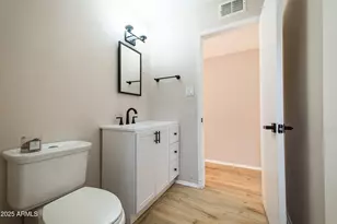 2045 W Sunnyside Ave, Phoenix, AZ 85029 - Photo 12