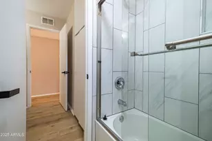 2045 W Sunnyside Ave, Phoenix, AZ 85029 - Photo 14