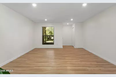 1425 E Desert Cove Avenue #33, Phoenix, AZ 85020 - Photo 4