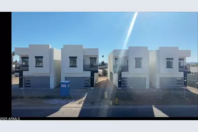 2045 E Michigan Avenue, Phoenix, AZ 85022 - Photo 1