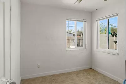 1144 E Sunnyslope Lane, Phoenix, AZ 85020 - Photo 14