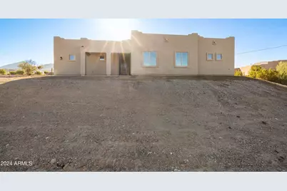 361Xx N 17th Avenue, Phoenix, AZ 85086 - Photo 1