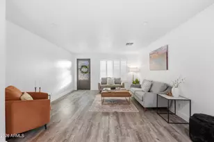 704 E Mesquite Ave, Gilbert, AZ 85296 - Photo 34