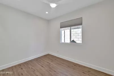 1362 E Wickieup Lane, Phoenix, AZ 85024 - Photo 34