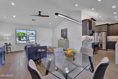 1362 E Wickieup Lane, Phoenix, AZ 85024 - Photo 12