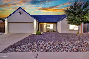 1362 E Wickieup Ln, Phoenix, AZ 85024 - Photo 1