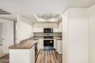 1840 E Morten Ave, Phoenix, AZ 85020 - Photo 14