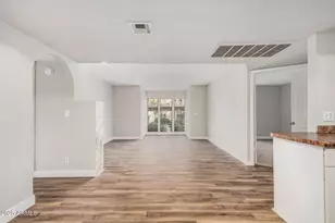 1840 E Morten Ave, Phoenix, AZ 85020 - Photo 12