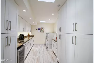 2511 E Oregon Avenue, Phoenix, AZ 85016 - Photo 10