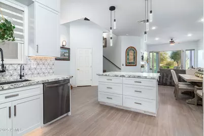 9937 E Hidden Treasure Court, Gold Canyon, AZ 85118 - Photo 8